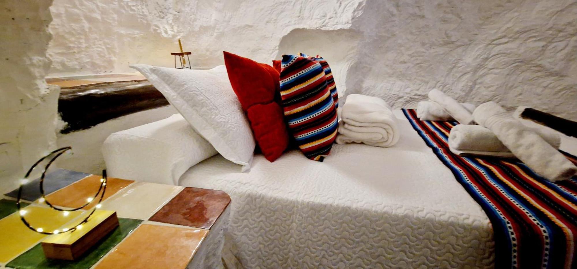 Casa Cueva Cascamorras "Capricho Andaluz" Μπάθα Εξωτερικό φωτογραφία