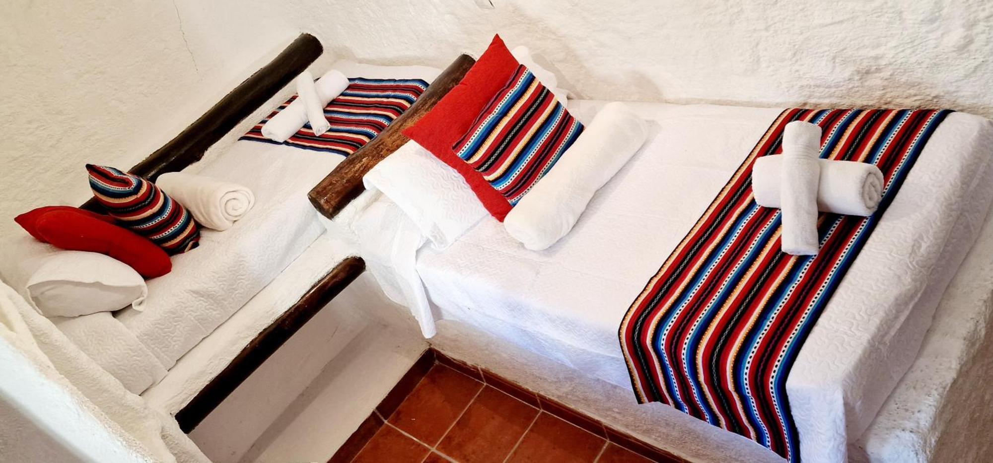 Casa Cueva Cascamorras "Capricho Andaluz" Μπάθα Εξωτερικό φωτογραφία